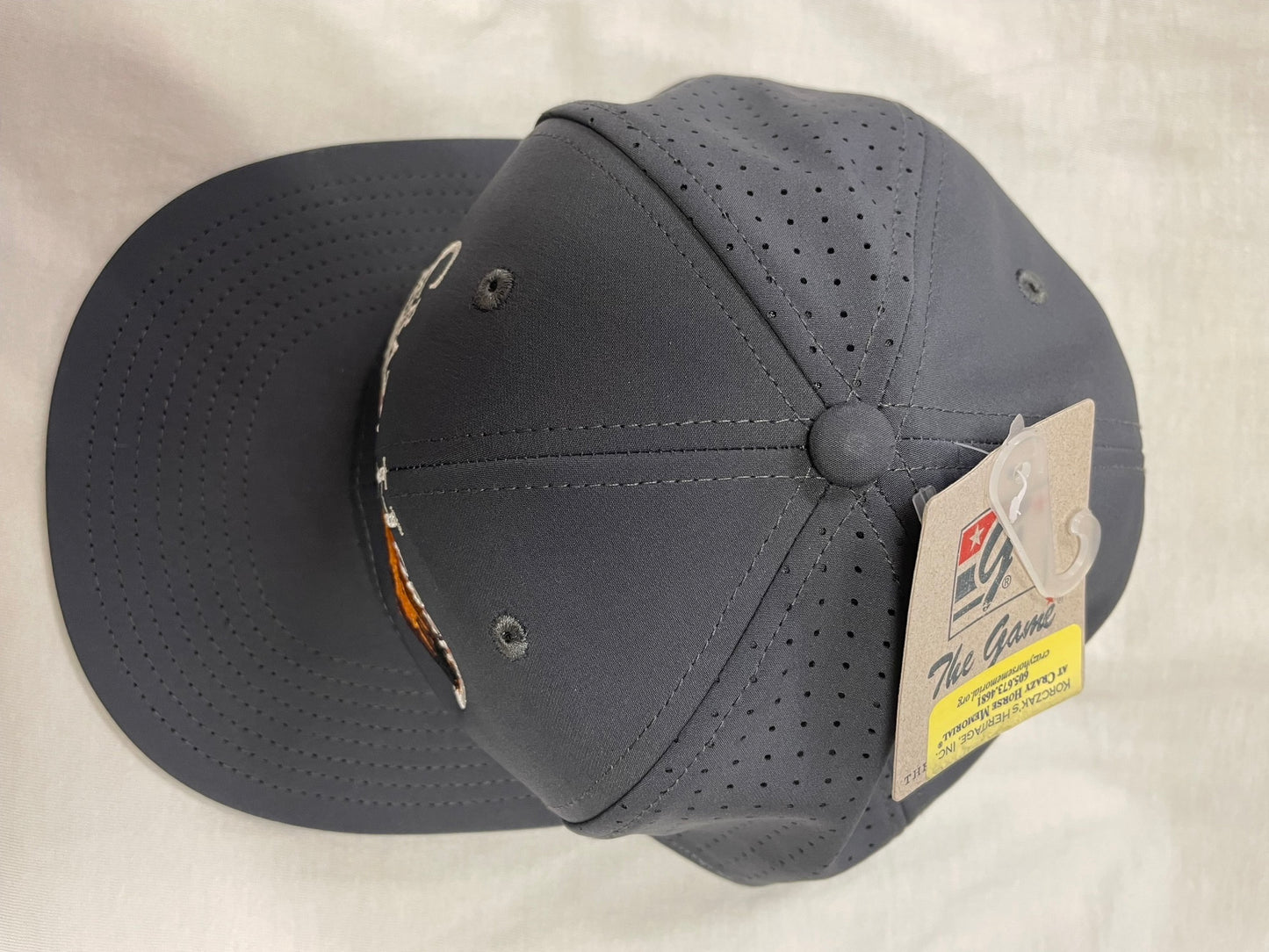 Cap Feather Grey Flat Bill